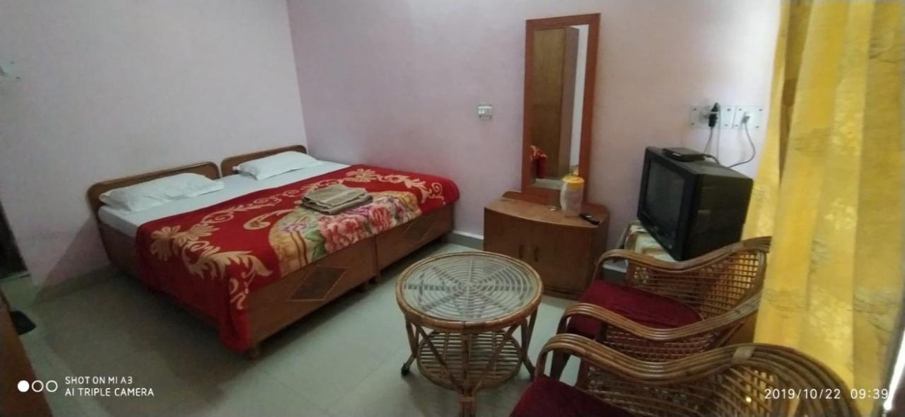 Hotel Himalayan Inn Uttarkāshi Екстериор снимка