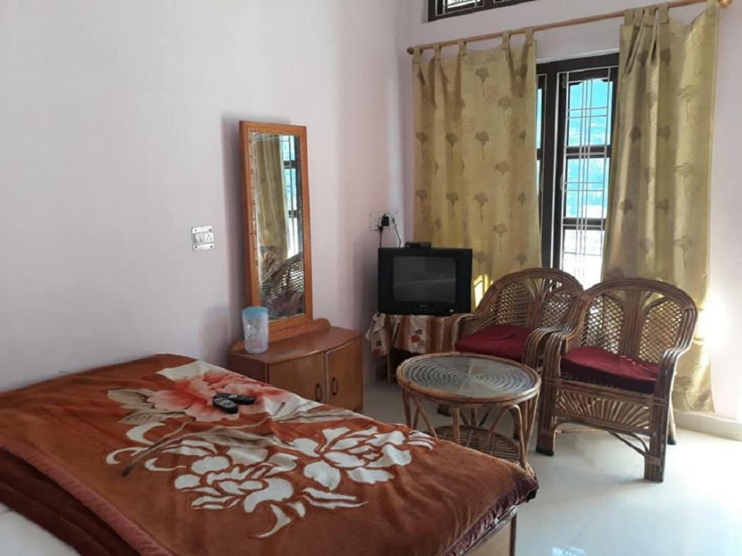 Hotel Himalayan Inn Uttarkāshi Екстериор снимка