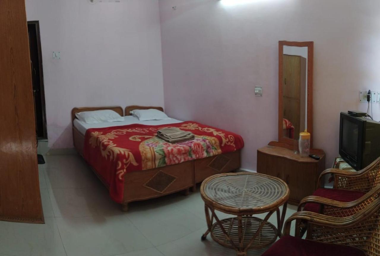 Hotel Himalayan Inn Uttarkāshi Екстериор снимка